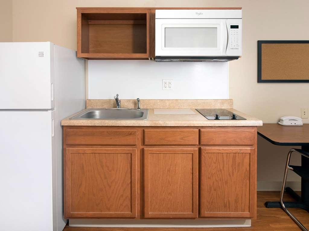 Extended Stay America Select Suites - Wichita - South Zimmer foto