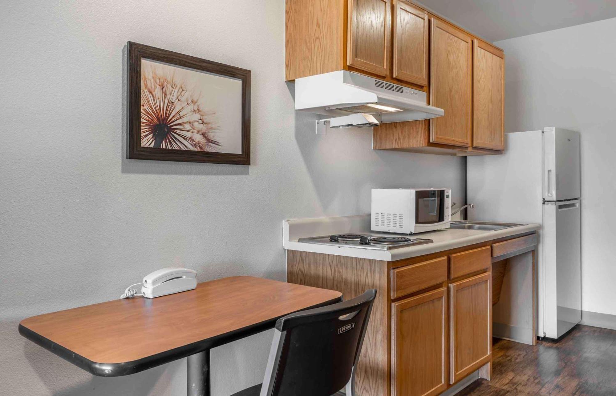 Extended Stay America Select Suites - Wichita - South Exterior foto